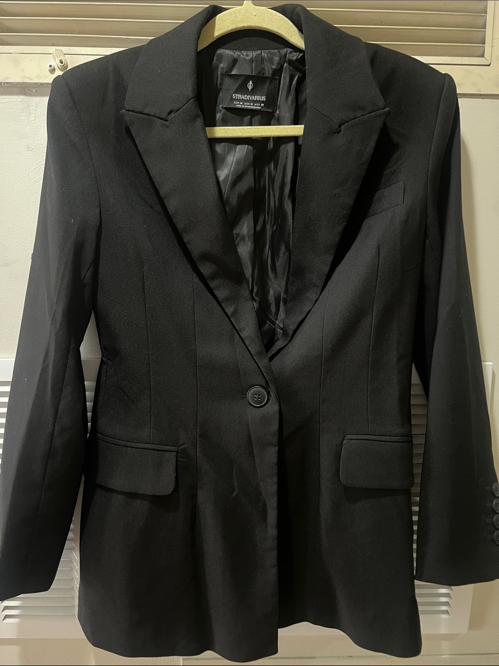 Stradivarius Black Single-Button Tailored Blazer